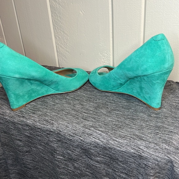 Ann Taylor Open Toe Wedge - Picture 6 of 9